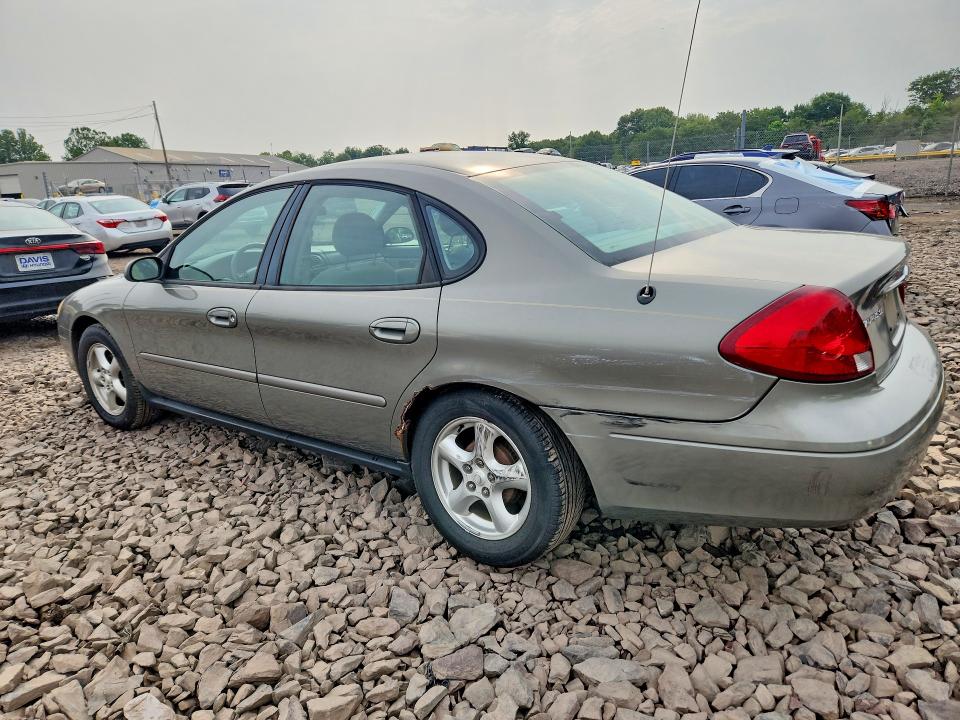 Photo 2 from auction – 2002 FORD TAURUS with VIN 1FAHP53U42G194901