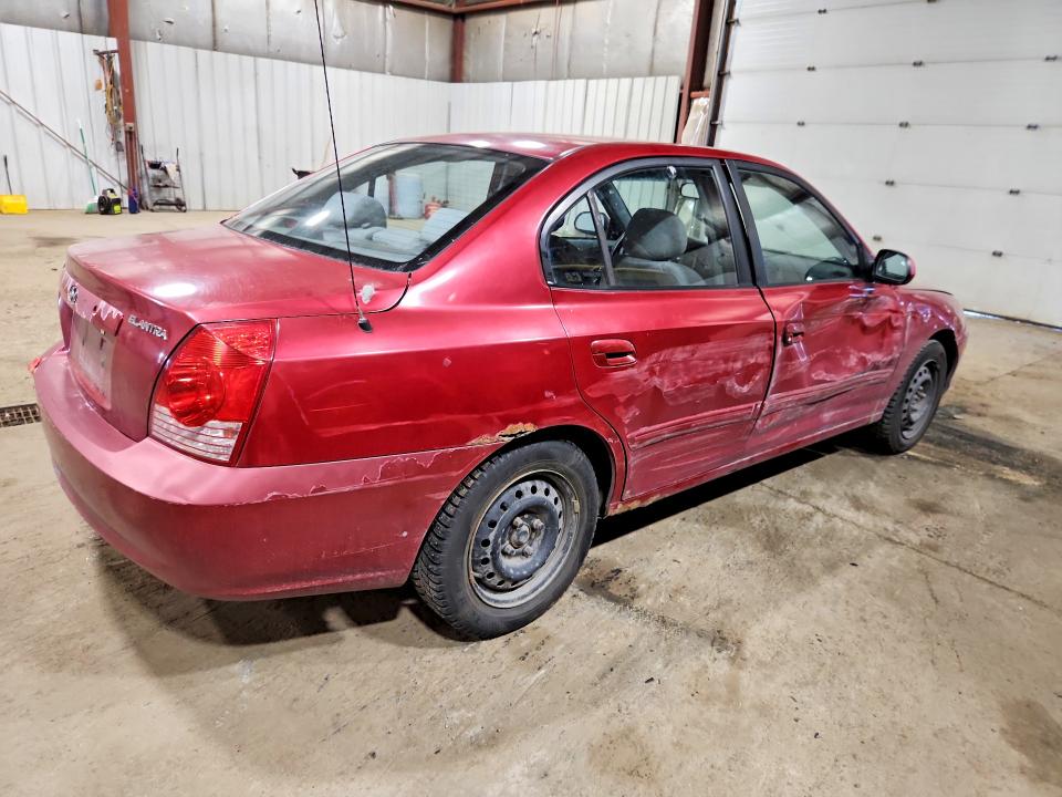 Photo 3 from auction – 2004 HYUNDAI ELANTRA with VIN KMHDN46D64U764174