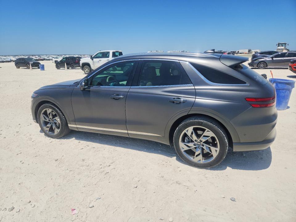 Photo 2 from auction – 2023 GENESIS ELECTRIFIED GV70 with VIN 5NMMCET17PH000887