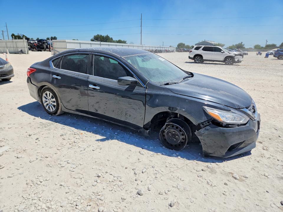 Photo 4 from auction – 2016 NISSAN ALTIMA with VIN 1N4AL3AP2GN350029