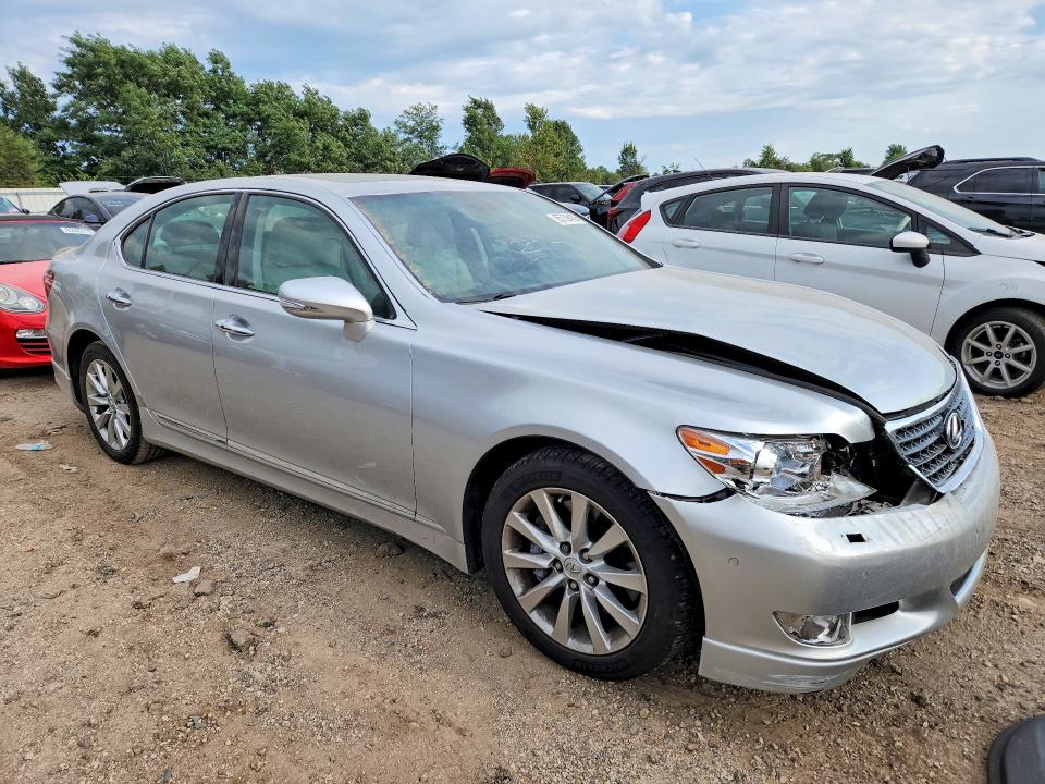 Photo 4 from auction – 2011 LEXUS LS with VIN JTHCL5EF5B5009795