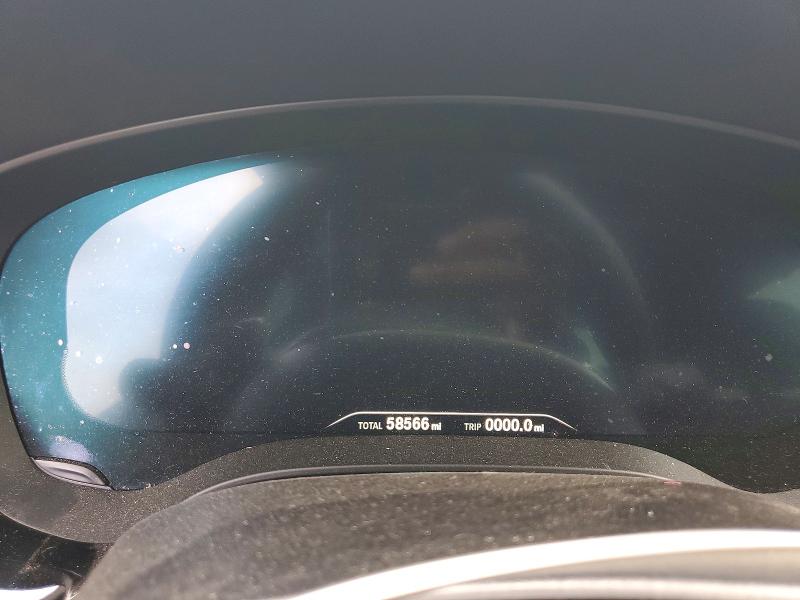 Photo 9 from auction – 2019 BMW M550XI with VIN WBAJB9C57KB288632