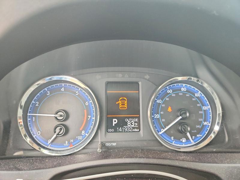 Photo 9 from auction – 2018 TOYOTA COROLLA with VIN 5YFBURHE8JP754370