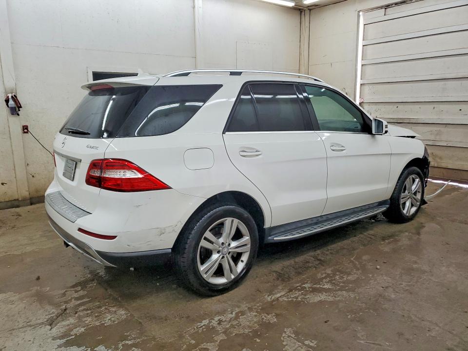 Photo 3 from auction – 2014 MERCEDES-BENZ ML with VIN 4JGDA5HB9EA428230