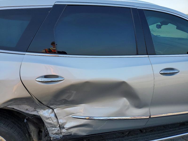 Photo 11 from auction – 2021 BUICK ENCLAVE with VIN 5GAERBKW4MJ184580
