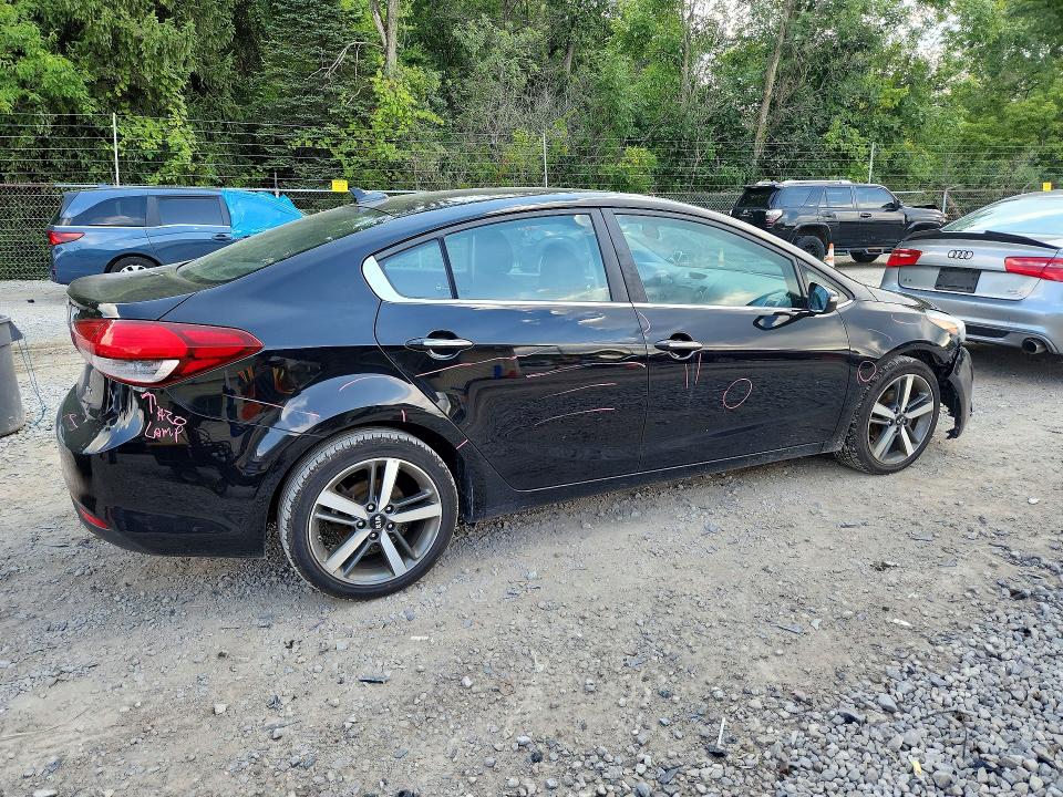 Снимка 3 от търг – 2017 KIA FORTE с VIN 3KPFL4A87HE057876