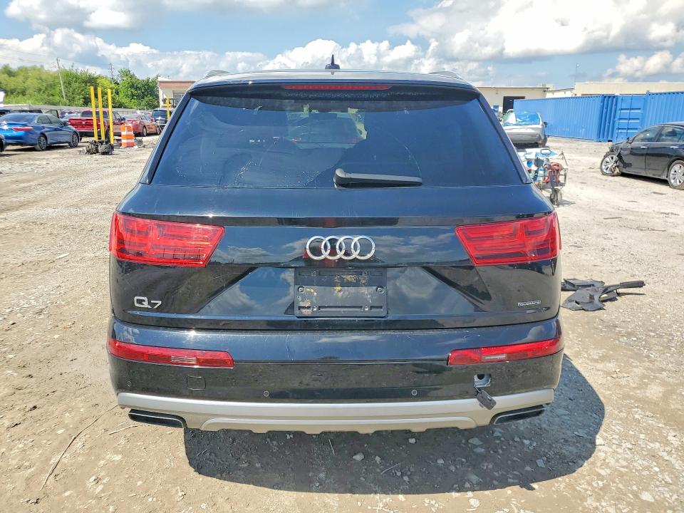 Photo 6 from auction – 2018 AUDI Q7 with VIN WA1AHAF75JD037010