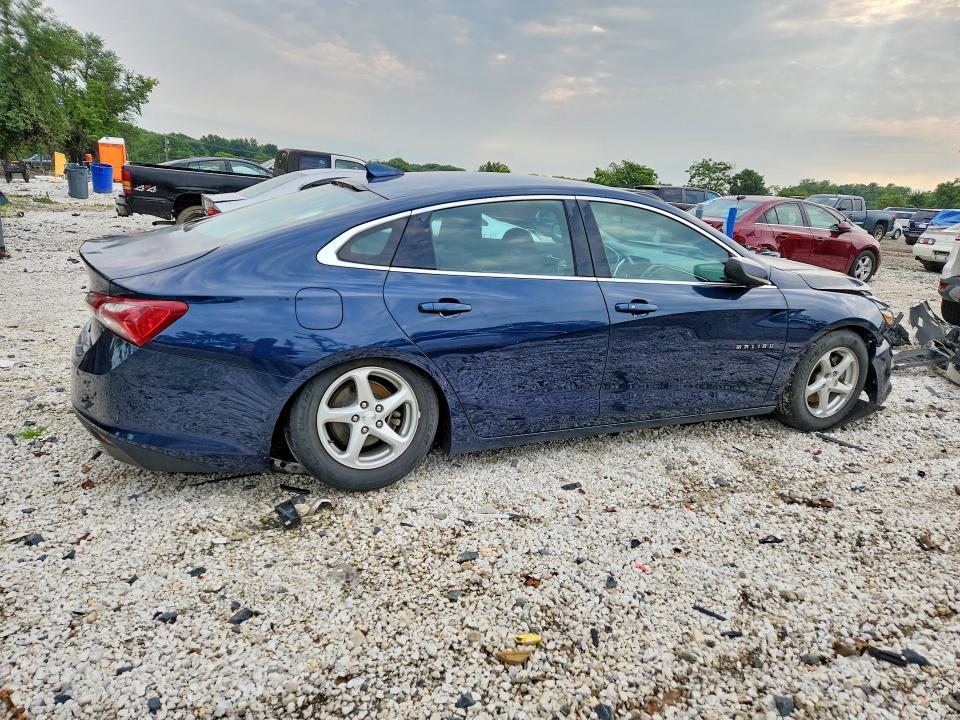 Photo 3 from auction – 2021 CHEVROLET MALIBU with VIN 1G1ZD5ST6MF034715