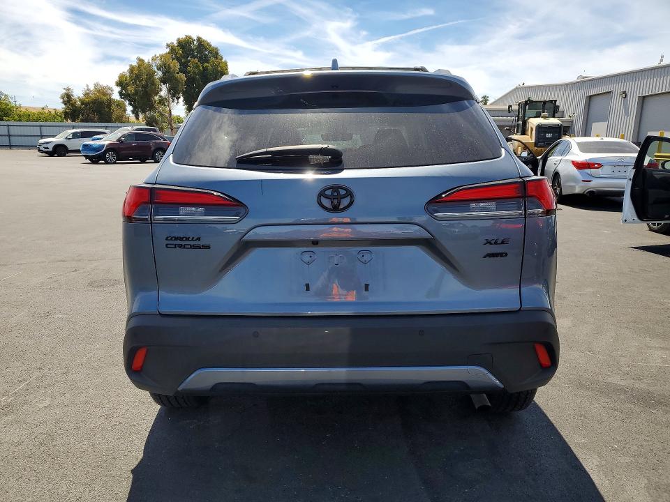 Photo 6 from auction – 2022 TOYOTA COROLLA CROSS with VIN 7MUDAABG9NV035998