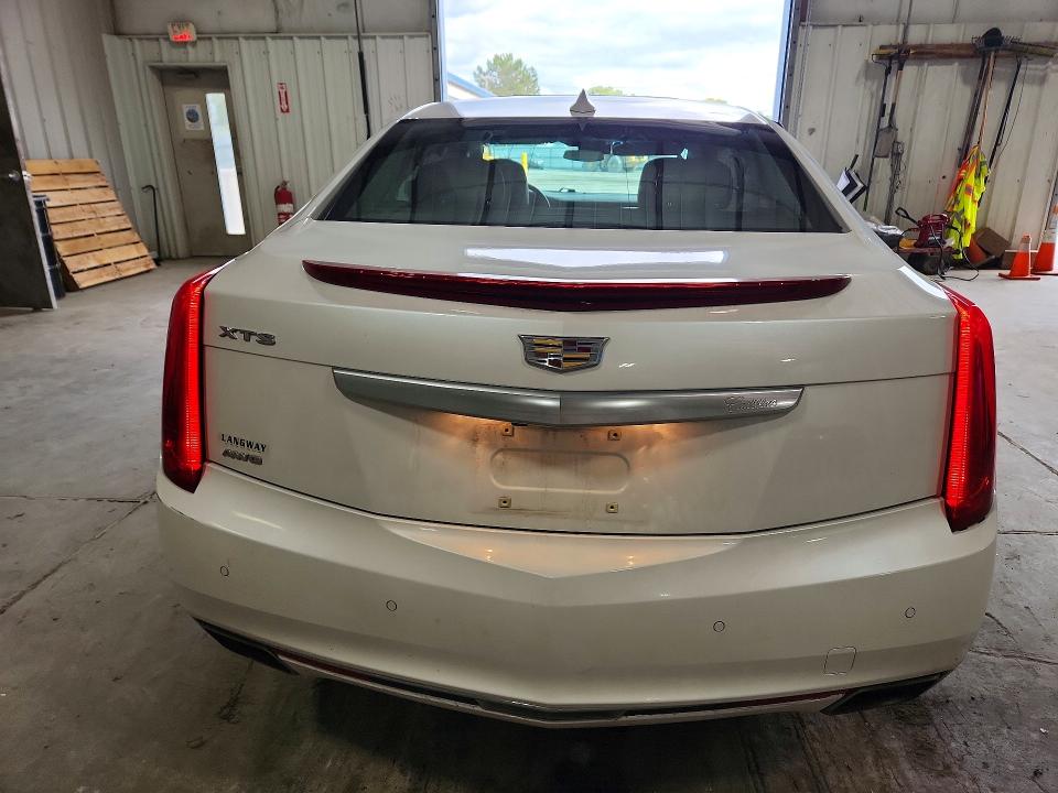 Photo 6 from auction – 2017 CADILLAC XTS with VIN 2G61N5S33H9119837