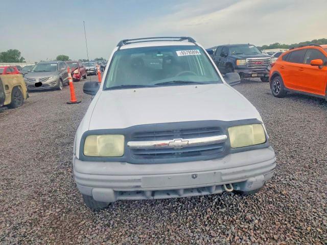 Photo 5 from auction – 2004 CHEVROLET TRACKER with VIN 2CNBJ734446911910