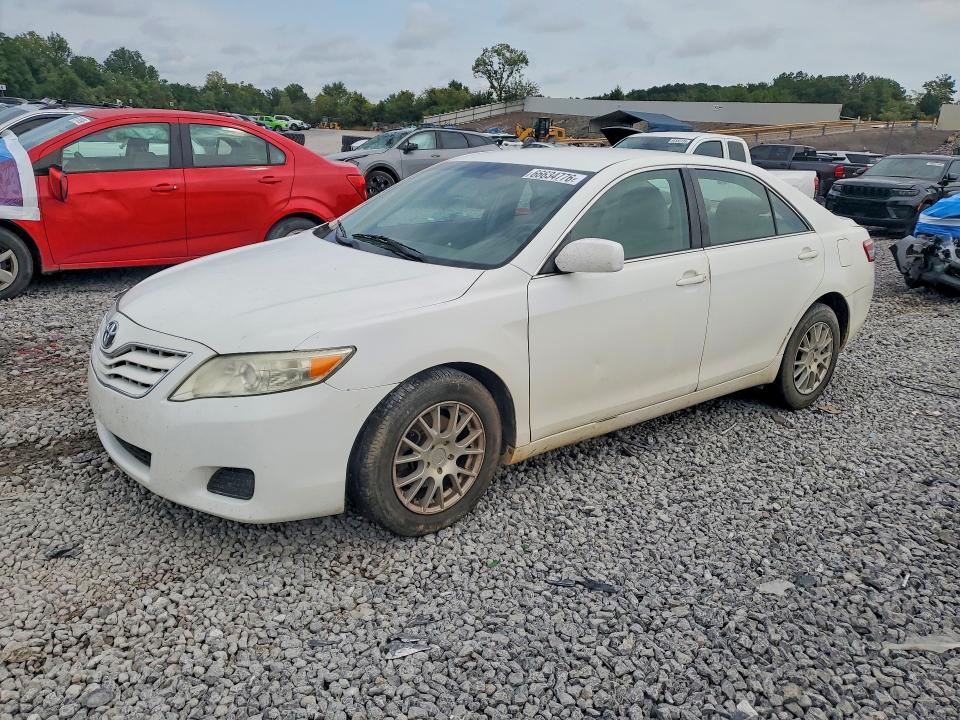 TOYOTA CAMRY 2010 with VIN 4T1BF3EK4AU527645 - Photo from auction