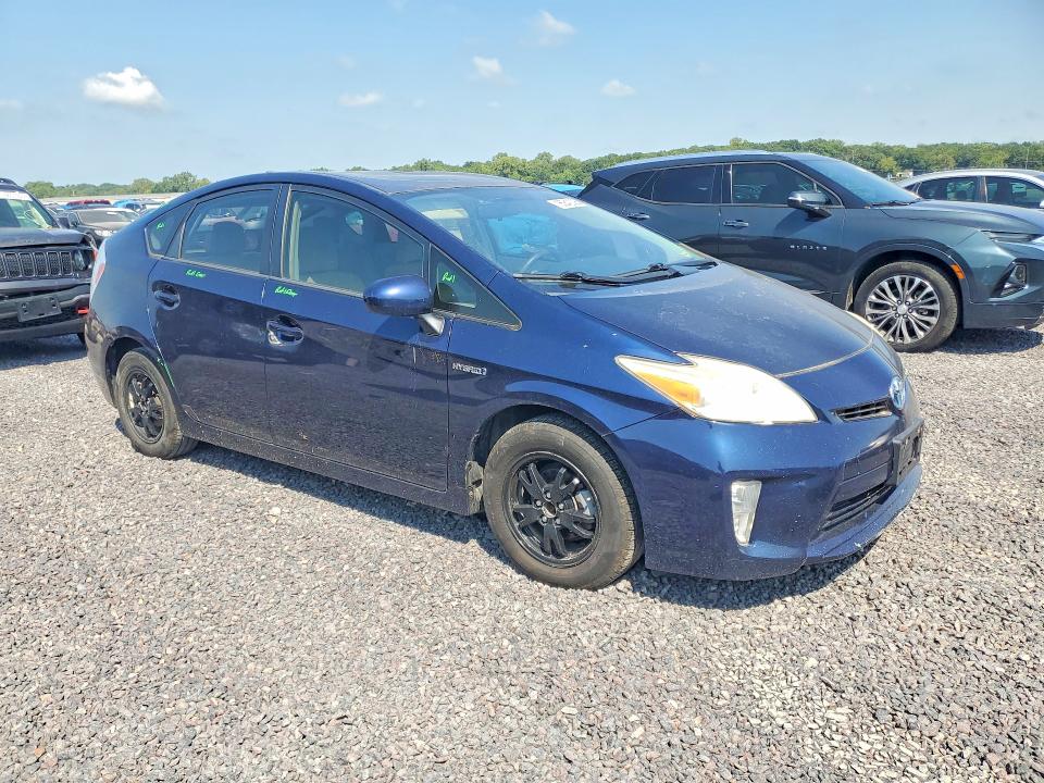 Photo 4 from auction – 2012 TOYOTA PRIUS with VIN JTDKN3DU1C1483103