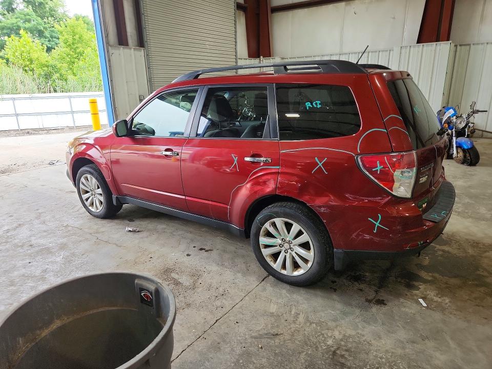 Photo 2 from auction – 2012 SUBARU FORESTER with VIN JF2SHADC3CH401089