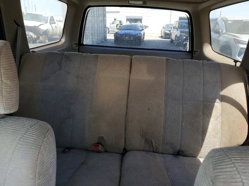 Photo 10 from auction – 2000 TOYOTA 4RUNNER with VIN JT3GN86R5Y0143997