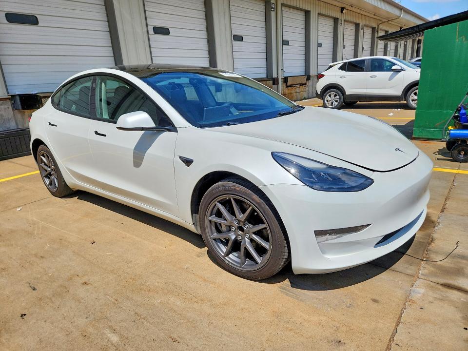 Photo 4 from auction – 2023 TESLA MODEL 3 with VIN 5YJ3E1EA7PF437219