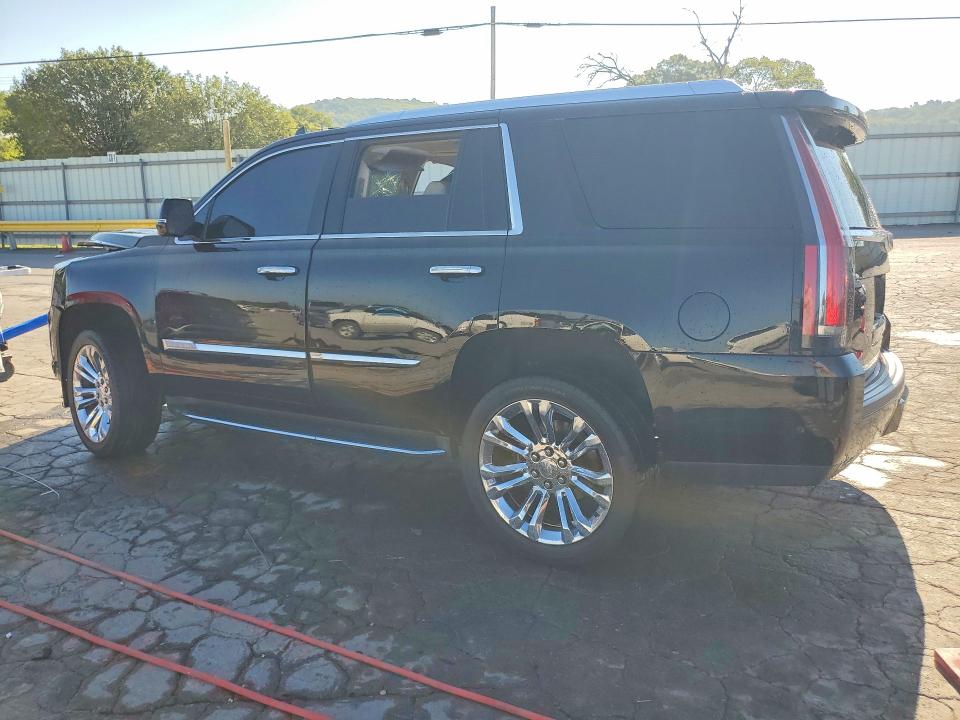 Photo 2 from auction – 2017 CADILLAC ESCALADE with VIN 1GYS4CKJ7HR209399