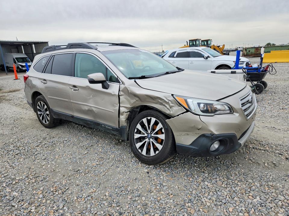 Photo 4 from auction – 2016 SUBARU OUTBACK with VIN 4S4BSBNC2G3246036