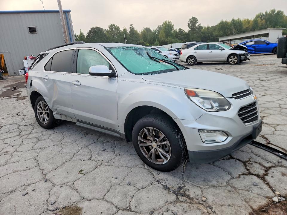 Photo 4 from auction – 2017 CHEVROLET EQUINOX with VIN 2GNFLFEK5H6145687