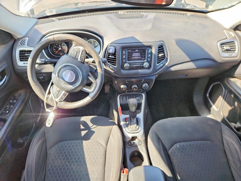 Photo 8 from auction – 2017 JEEP COMPASS with VIN 3C4NJCAB4HT658214