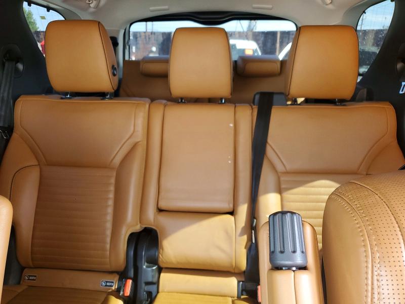 Photo 10 from auction – 2017 LAND ROVER DISCOVERY with VIN SALRHBBV4HA042304