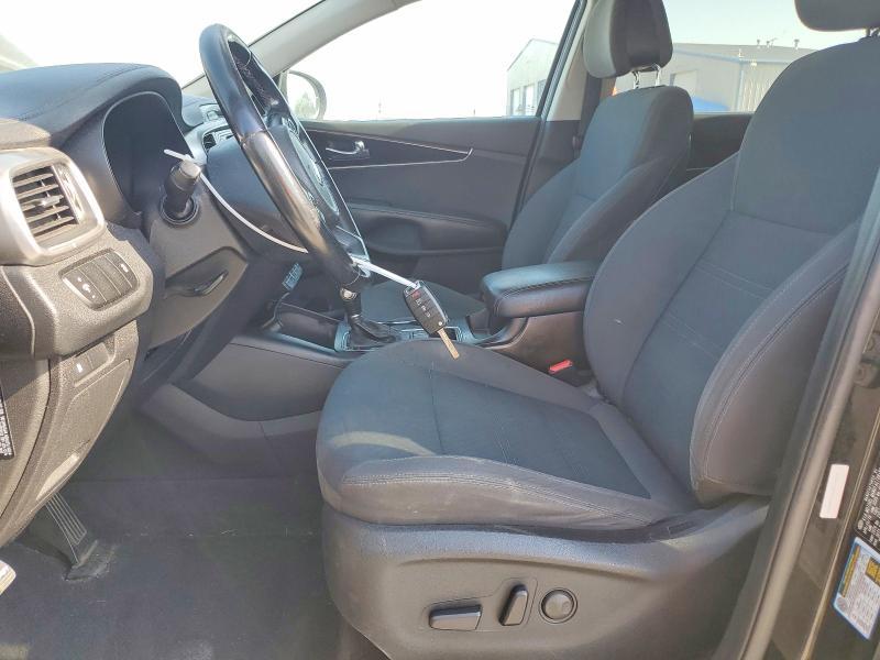 Photo 7 from auction – 2016 KIA SORENTO with VIN 5XYPG4A33GG060076