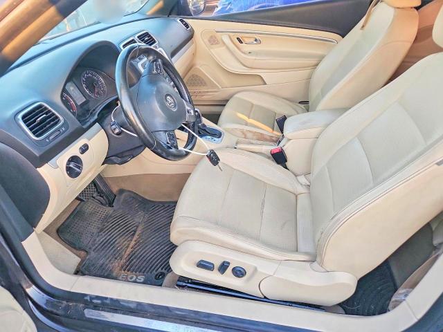 Photo 7 from auction – 2014 VOLKSWAGEN EOS with VIN WVWBW8AH2EV003258