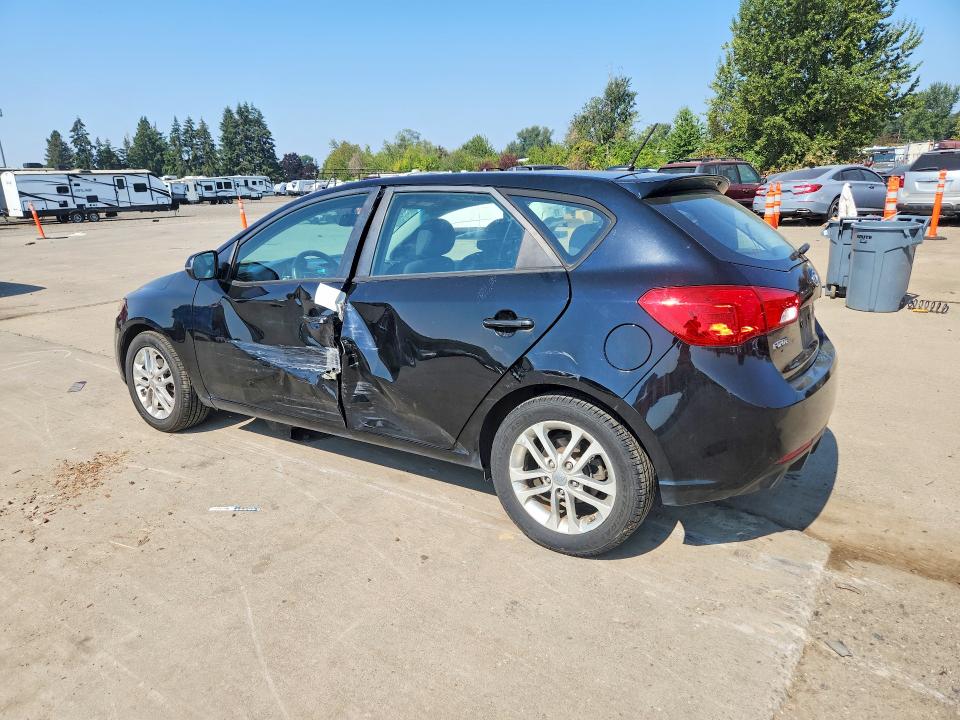 Foto 2 de la subasta – 2011 KIA FORTE5 con VIN KNAFU5A21B5333810