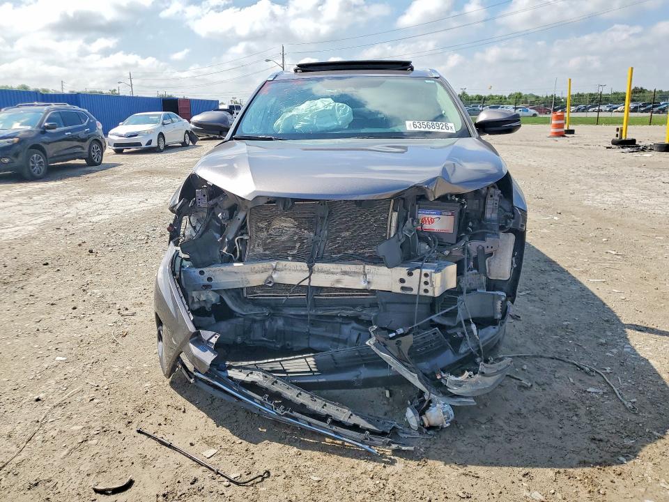 Photo 5 from auction – 2019 TOYOTA HIGHLANDER with VIN 5TDDZRFH5KS980866