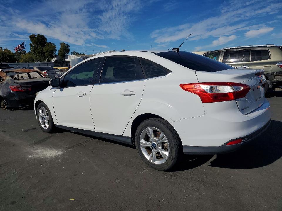 Photo 2 from auction – 2012 FORD FOCUS with VIN 1FAHP3H22CL393305