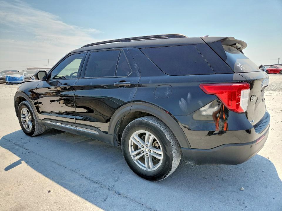 Photo 2 from auction – 2022 FORD EXPLORER with VIN 1FMSK7DH9NGB70265