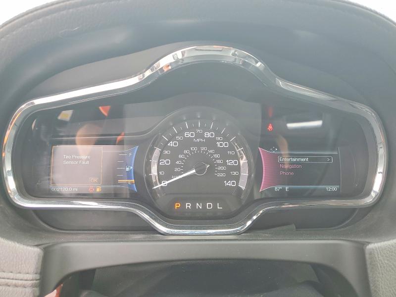 Photo 9 from auction – 2019 LINCOLN MKT with VIN 2LMHJ5NK7KBL04256