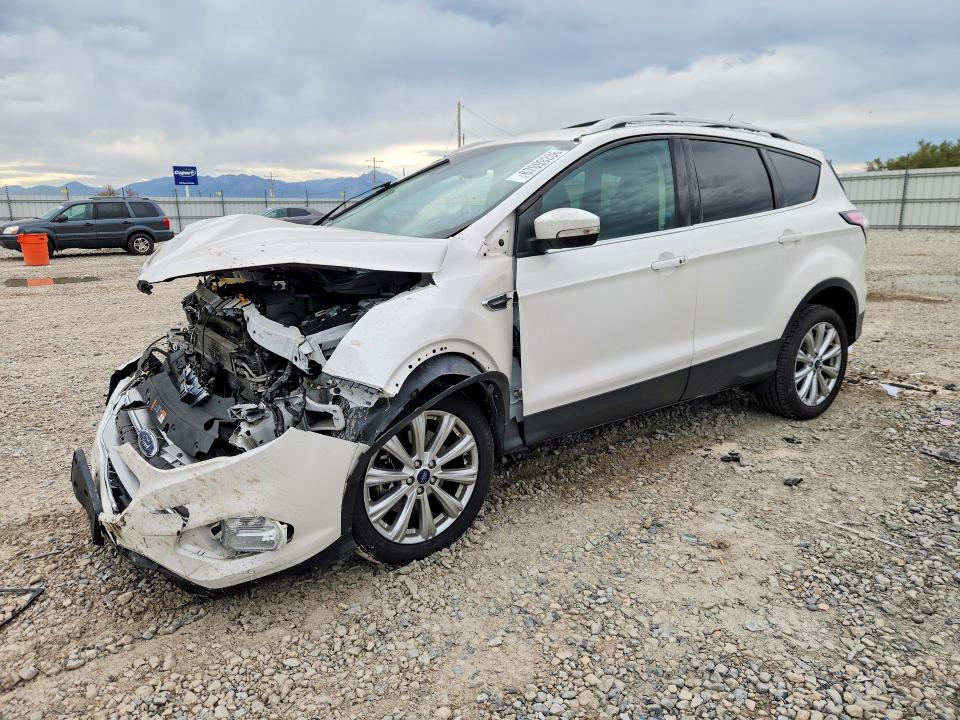 Foto 1 de la subasta – 2017 FORD ESCAPE con VIN 1FMCU9J91HUB62576
