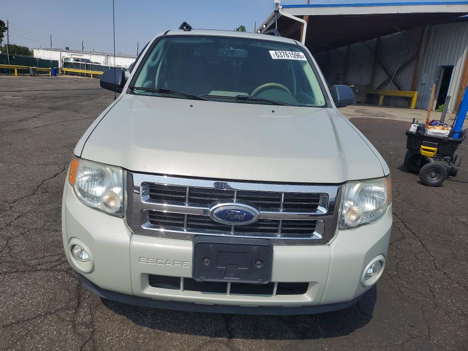 Photo 5 from auction – 2009 FORD ESCAPE with VIN 1FMCU03G89KC85179
