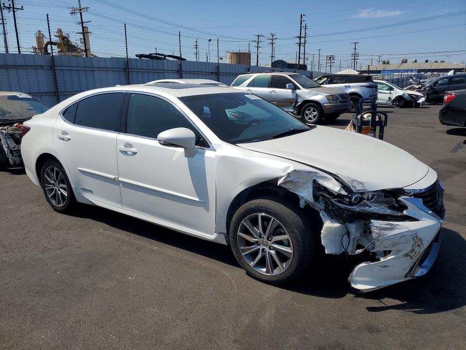 Photo 4 from auction – 2018 LEXUS ES with VIN JTHBW1GG8J2193809