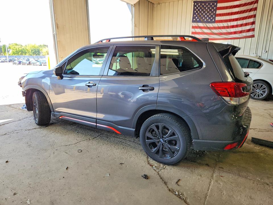 Photo 2 from auction – 2022 SUBARU FORESTER with VIN JF2SKAJC8NH416681