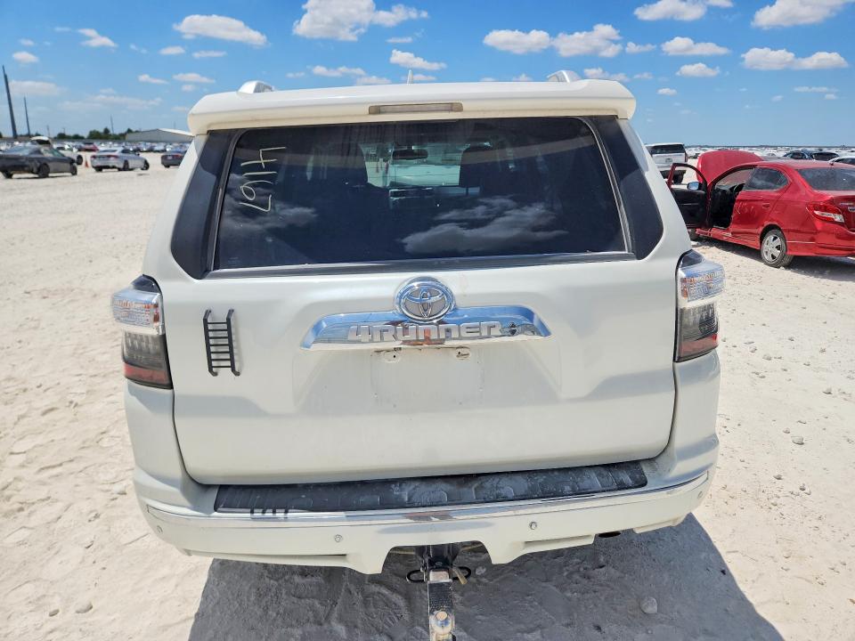 Снимка 6 от търг – 2014 TOYOTA 4RUNNER с VIN JTEBU5JR3E5184167