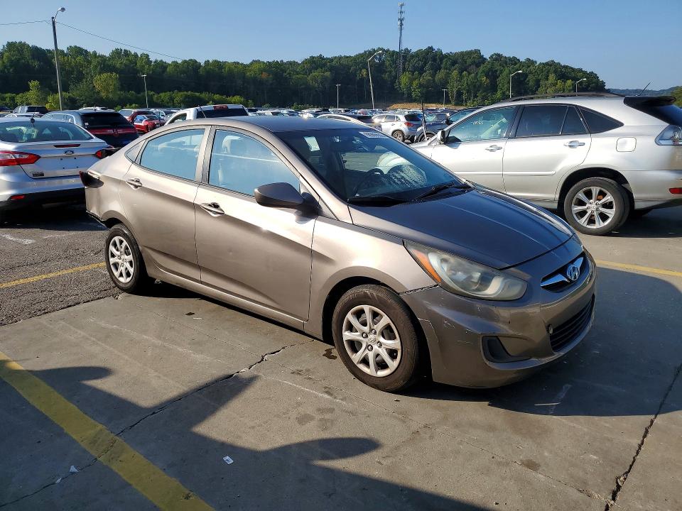 Photo 4 from auction – 2013 HYUNDAI ACCENT with VIN KMHCT4AE8DU507437