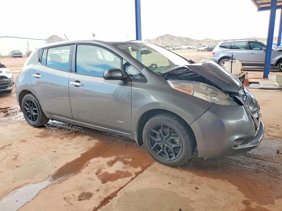 Photo 4 from auction – 2017 NISSAN LEAF with VIN 1N4BZ0CP5HC300690