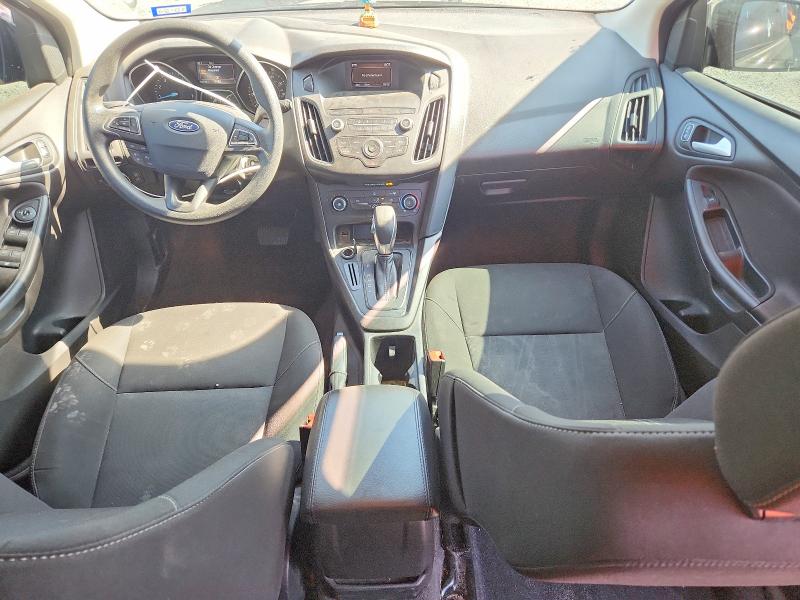 Zdjęcie 8 z aukcji – 2018 FORD FOCUS z VIN 1FADP3K2XJL311597