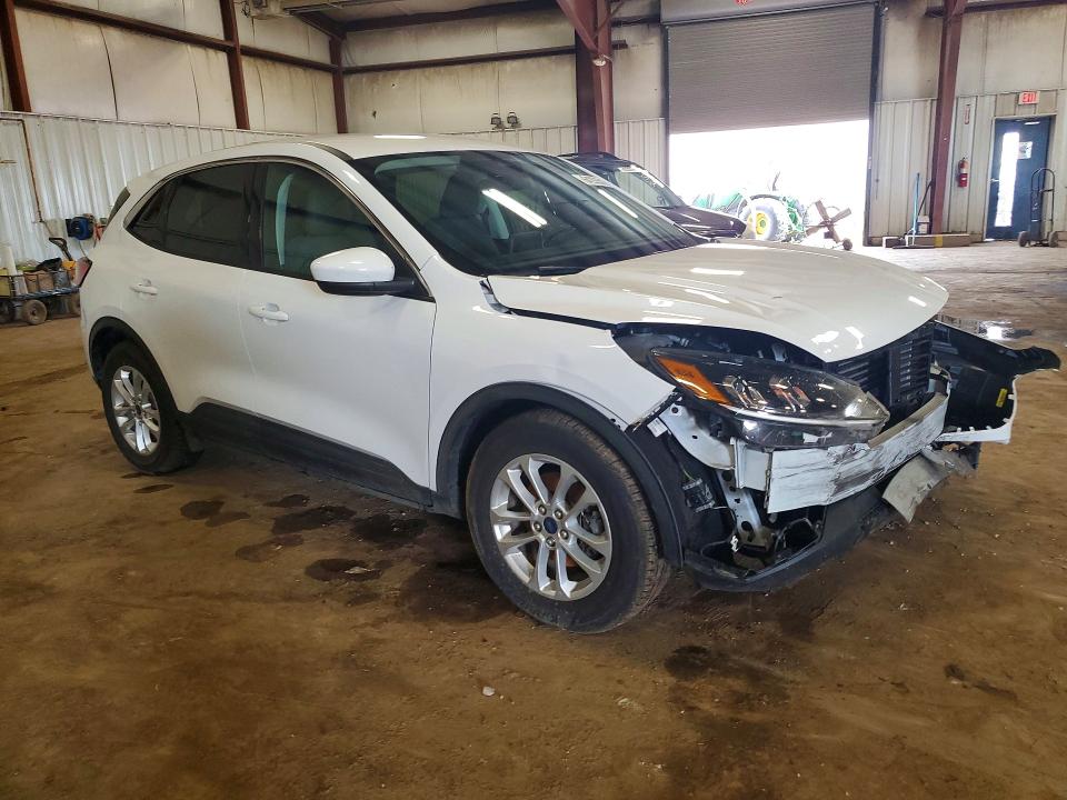 Photo 4 from auction – 2021 FORD ESCAPE with VIN 1FMCU0G63MUA36352