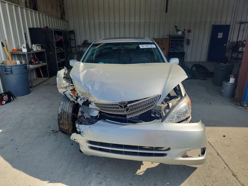 Photo 5 from auction – 2002 TOYOTA CAMRY with VIN 4T1BF30K92U010009
