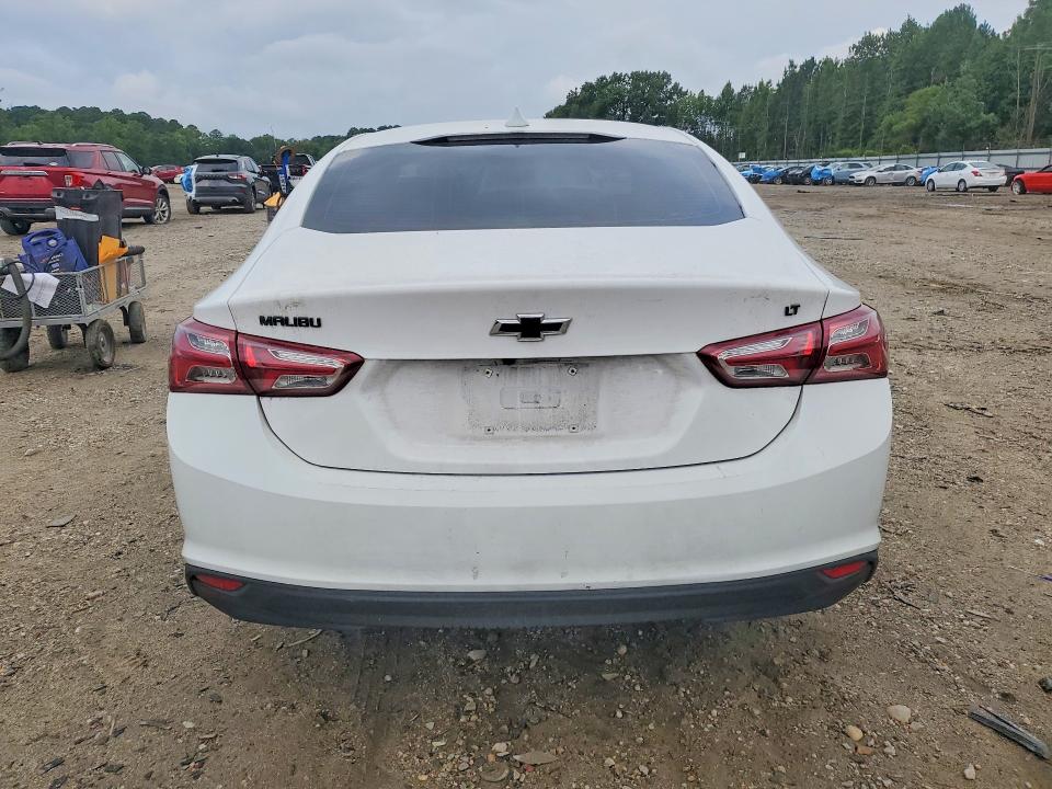 Photo 6 from auction – 2020 CHEVROLET MALIBU with VIN 1G1ZD5ST3LF088374