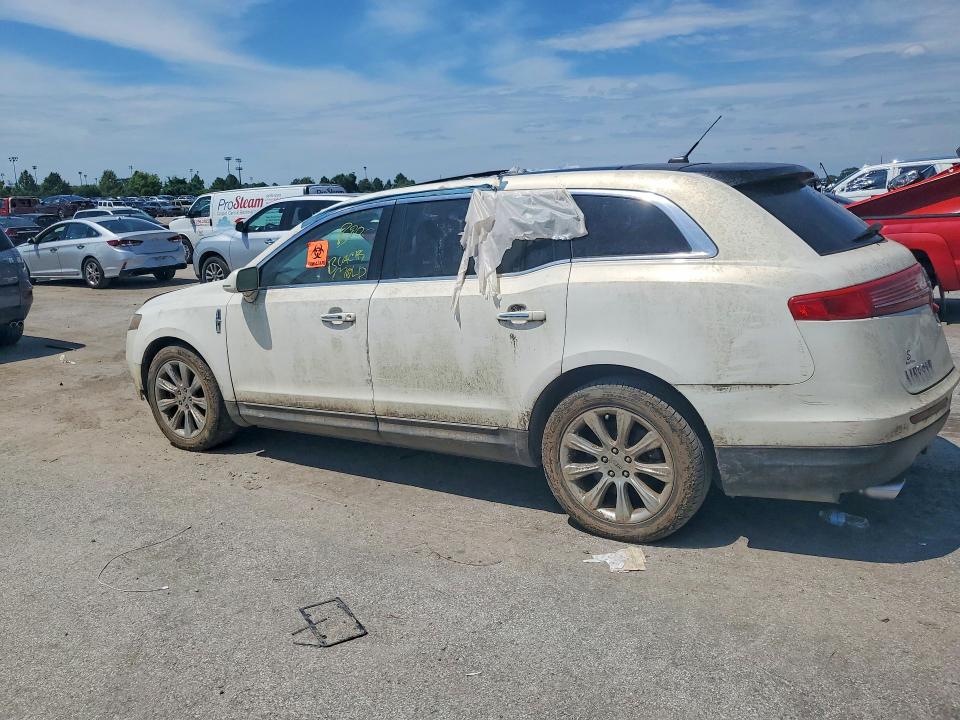 Photo 2 from auction – 2013 LINCOLN MKT with VIN 2LMHJ5AT5DBL51562