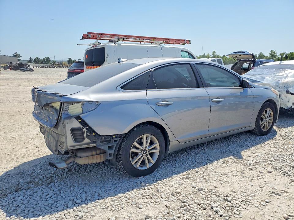 Photo 3 from auction – 2017 HYUNDAI SONATA with VIN 5NPE24AF7HH445392