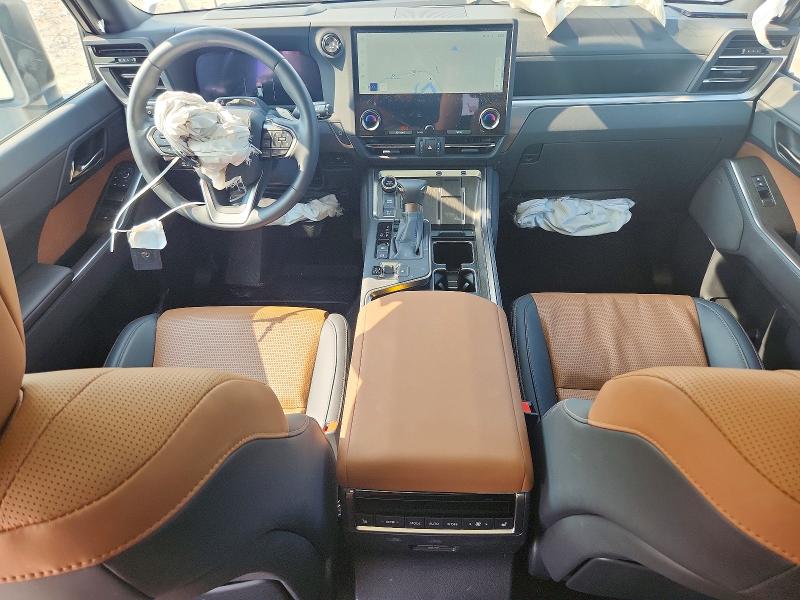 Photo 8 from auction – 2025 LEXUS GX 550 with VIN JTJVBCDX7S5057923