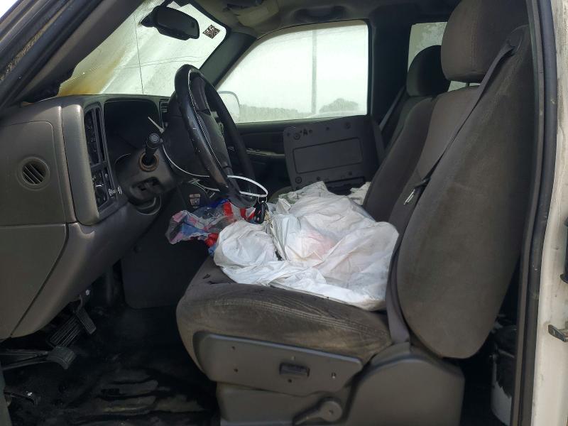 Photo 7 from auction – 2005 CHEVROLET SILVERADO with VIN 1GCEK19B95Z199238