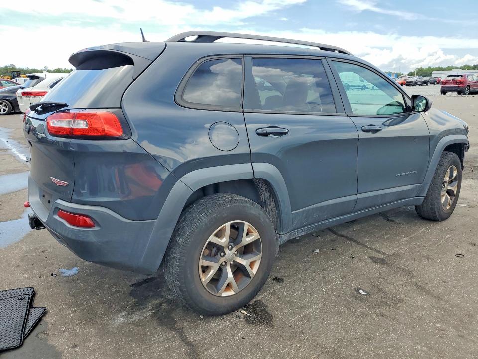Photo 3 from auction – 2016 JEEP CHEROKEE with VIN 1C4PJMBS7GW194390