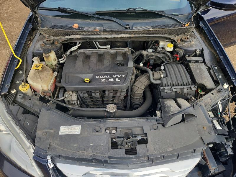 Photo 11 from auction – 2012 CHRYSLER 200 with VIN 1C3CCBBB3CN181217