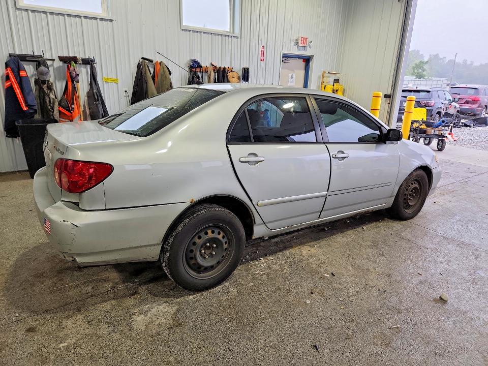 Photo 3 from auction – 2006 TOYOTA COROLLA with VIN 1NXBR32E46Z680670